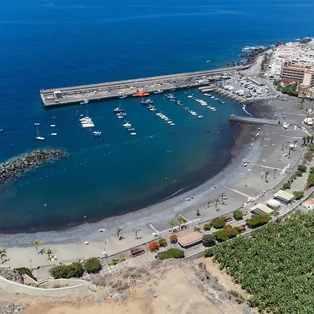 Апартаменты Home2book Panoramic Sunset Terrace Escape *